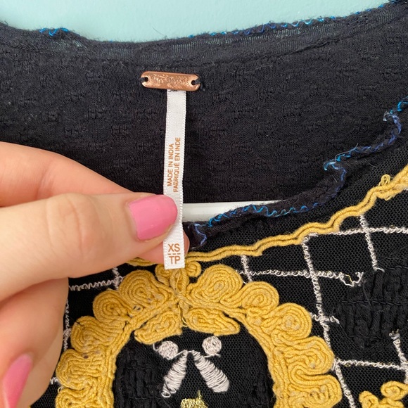 Free People Black Gold Embroidered Peasant Flowy Hippie Boho Baloon Sleeve Shirt - Picture 10 of 12